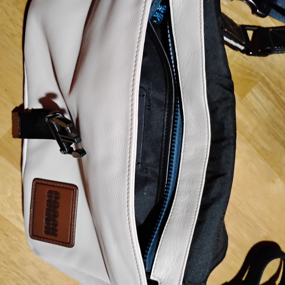 Coach Pacer Crossbody Bag - Picture 5 of 7